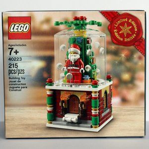 Lego Snowglobe Limited Edition 40223 Brand New in Sealed Box